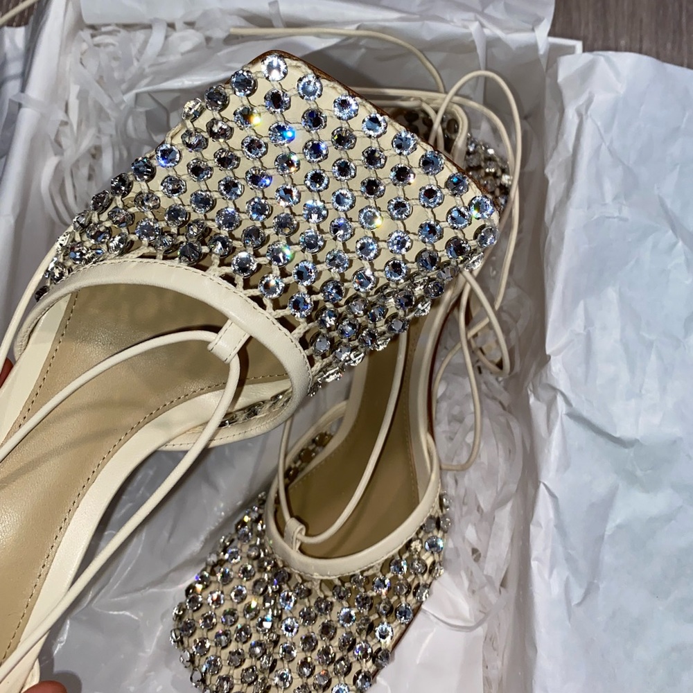 Brand new never worn Bottega Veneta Sandals.